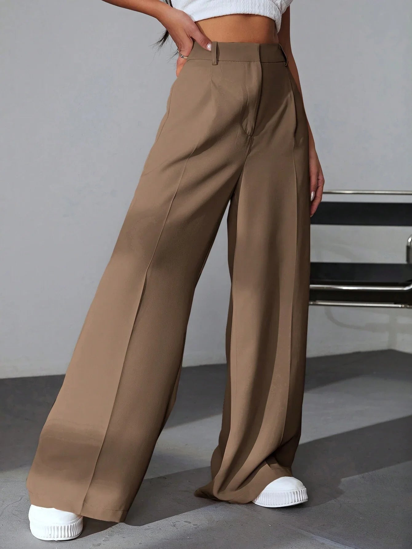 Pantalon Fluide | Taille Haute | Jambe Large | Idéal pour sorties urbaines