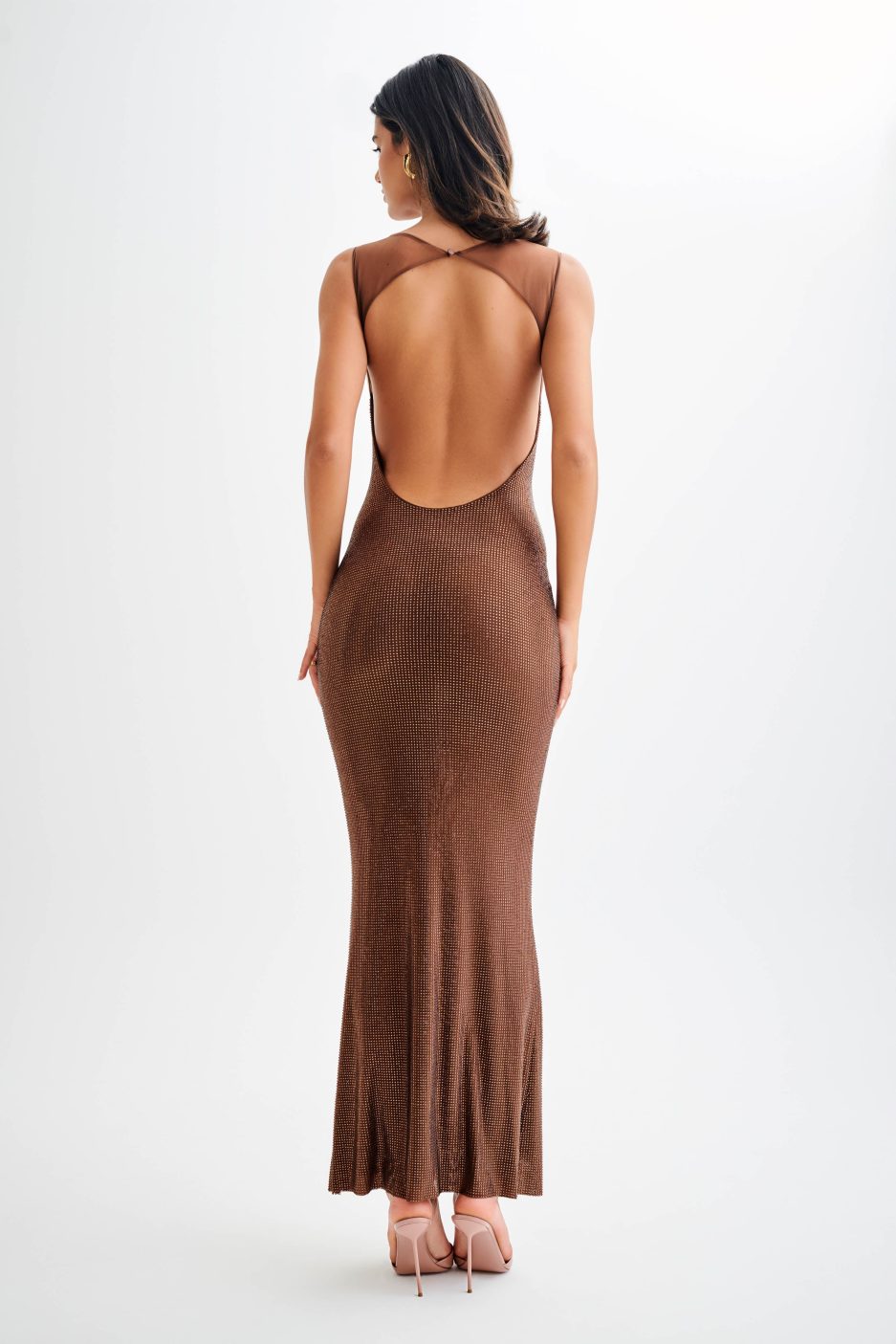 Robe Longue | Bretelles Fines et Dos Nu | Idéale pour une soirée d’été ou une occasion chic