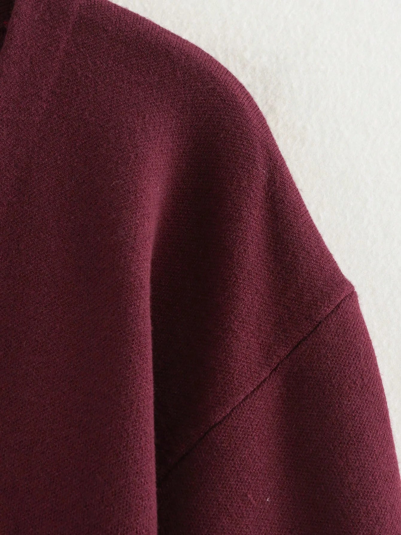 Cardigan Femme | Coupe Cintrée | Col V Élégant | Parfait pour l’automne et les looks structurés