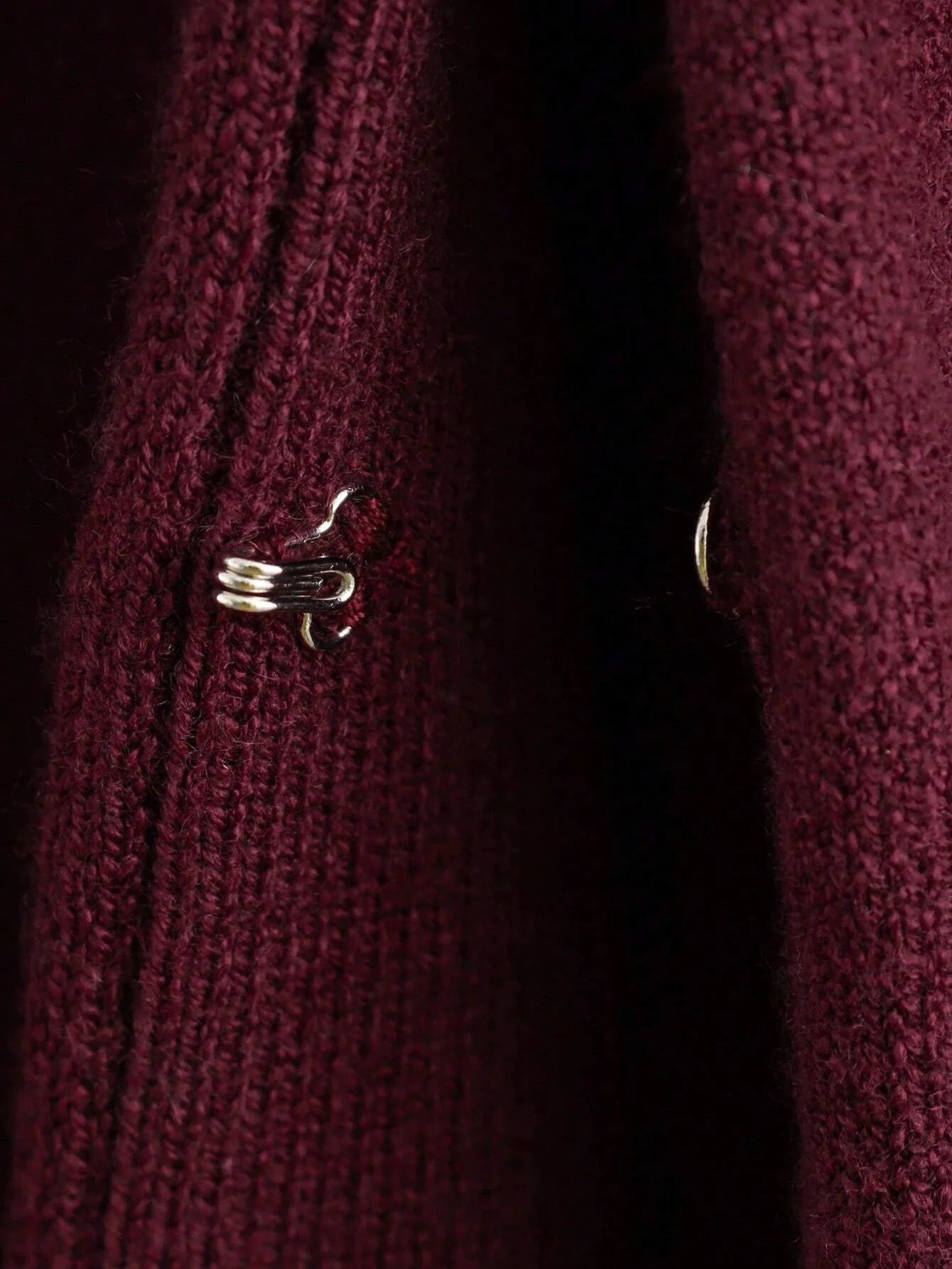 Cardigan Femme | Coupe Cintrée | Col V Élégant | Parfait pour l’automne et les looks structurés