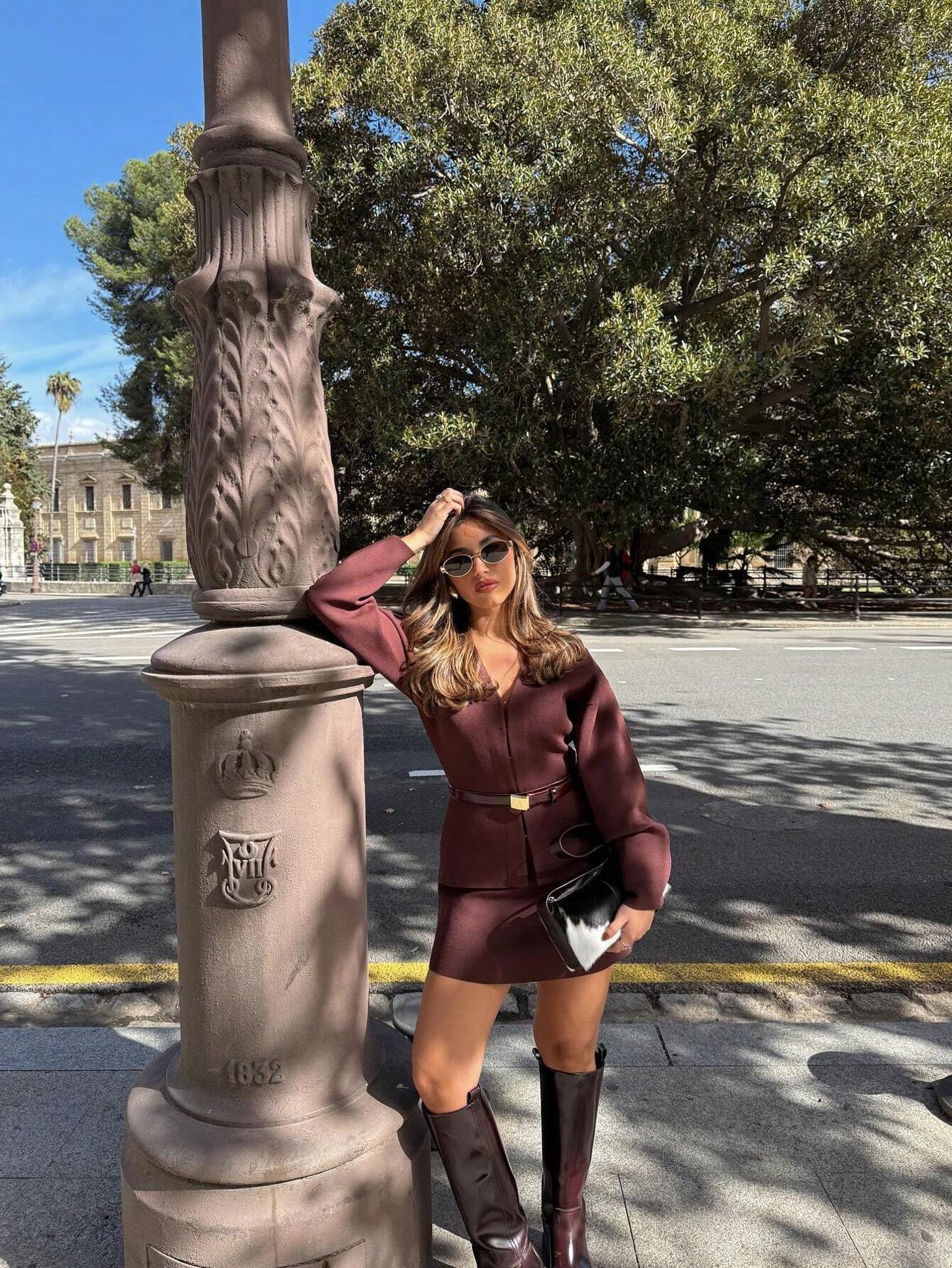 Cardigan Femme | Coupe Cintrée | Col V Élégant | Parfait pour l’automne et les looks structurés