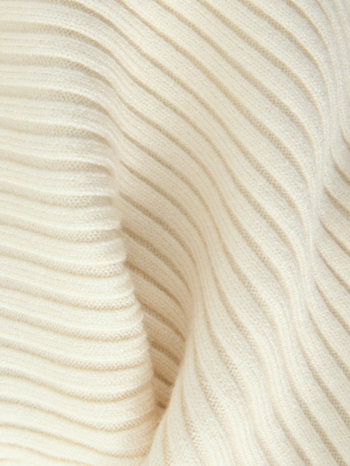 Top Maille | Col Rond à Volants | Coupe Ajustée | Parfait pour déjeuners printaniers