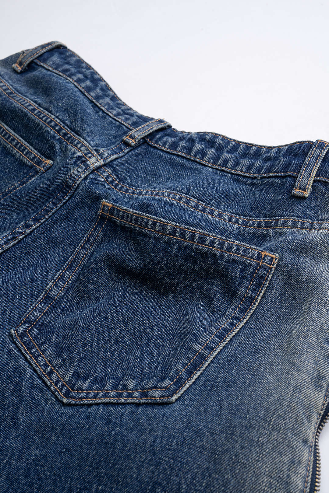 Jean Large | Denim Bicolore | Taille Haute | Idéal pour urban adventures