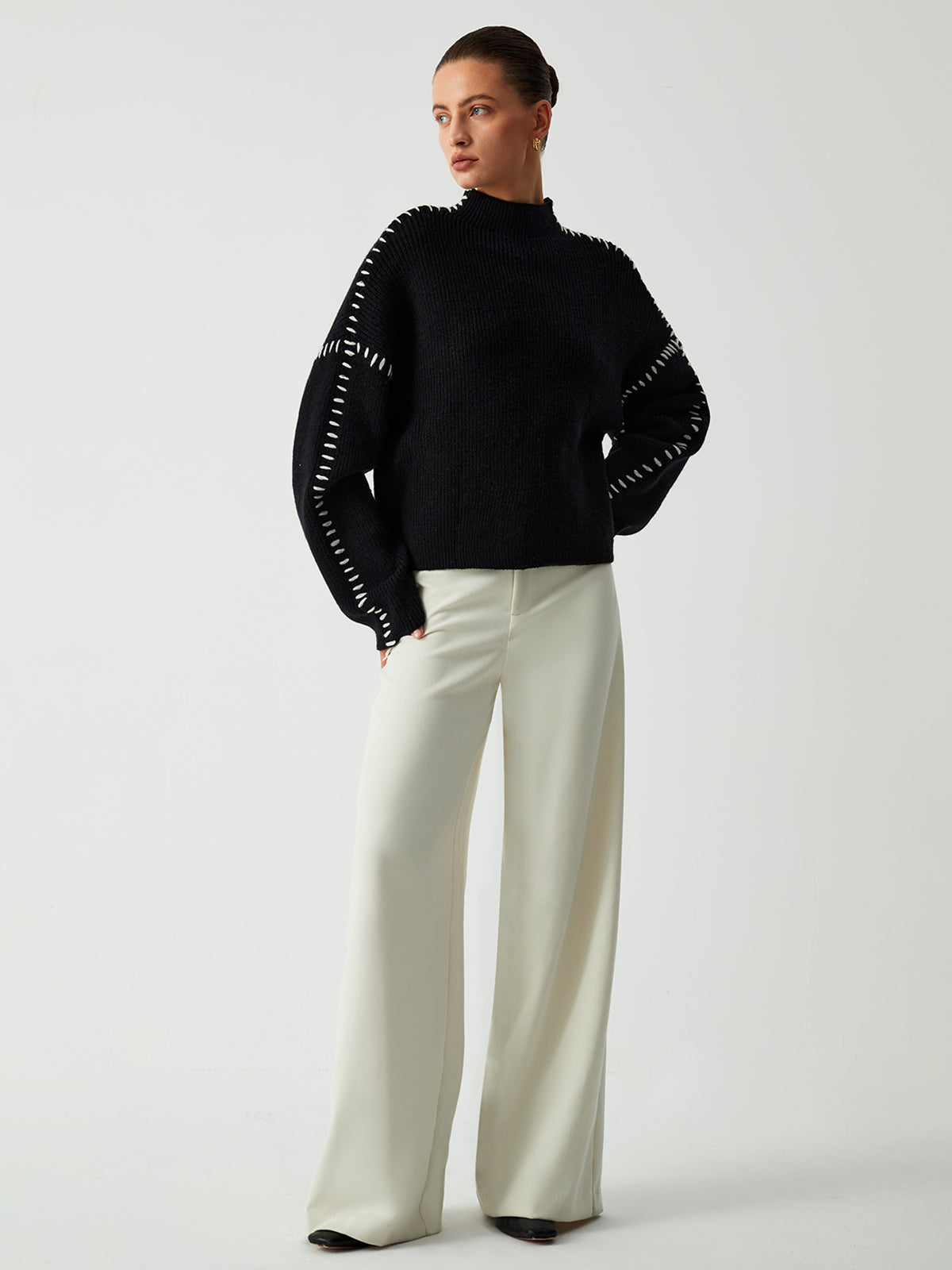 Pull Femme | Détails Contrastés et Coupe Ample | Idéal pour un look moderne et structuré