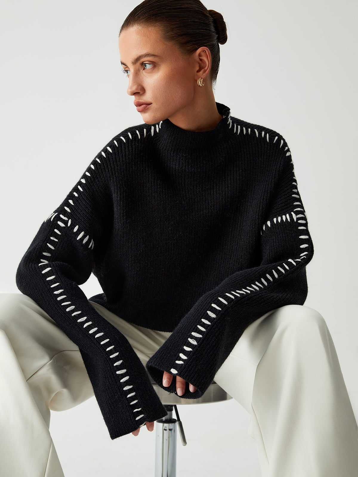 Pull Femme | Détails Contrastés et Coupe Ample | Idéal pour un look moderne et structuré
