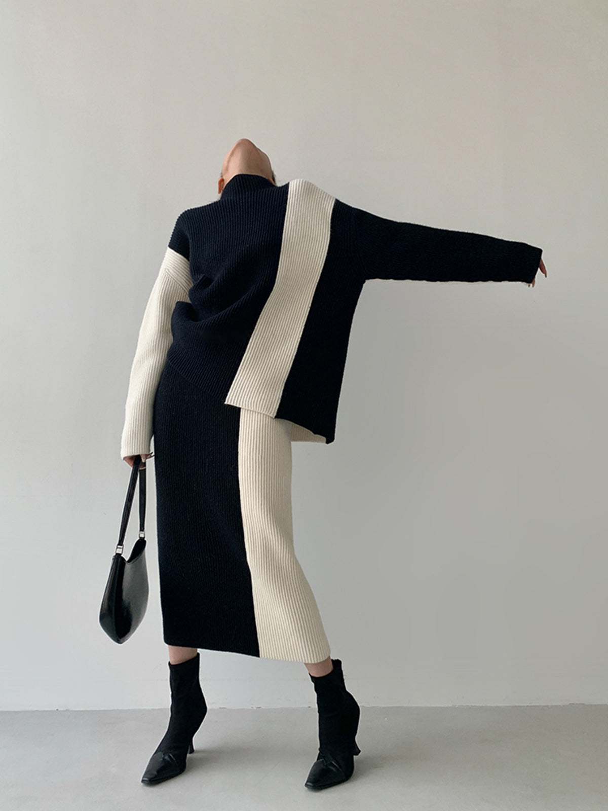 Ensemble Maille | Bicolore Noir & Écru | Confort et Style | Idéal pour automne