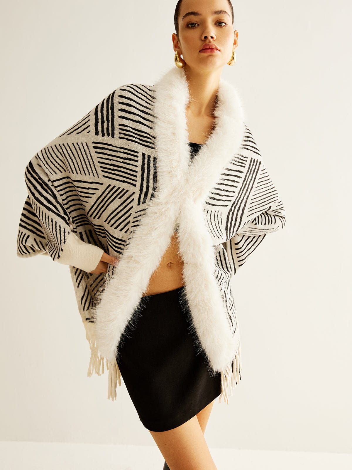 Poncho Femme | Chaleureux et Stylé | Parfait pour l’hiver et les superpositions originales