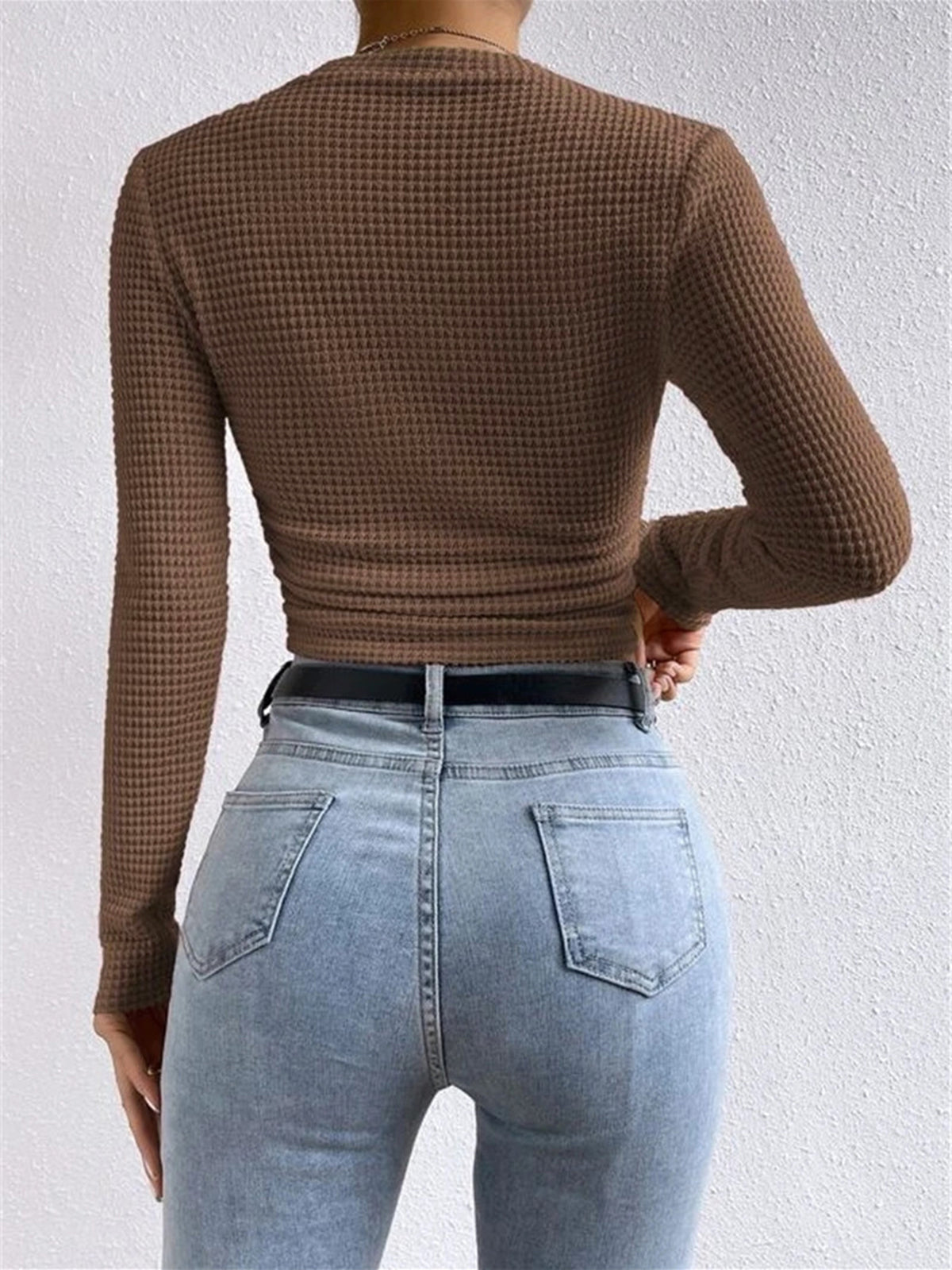 Haut gaufré | Manches longues | Coupe ajustée | Parfait pour look urbain ou casual
