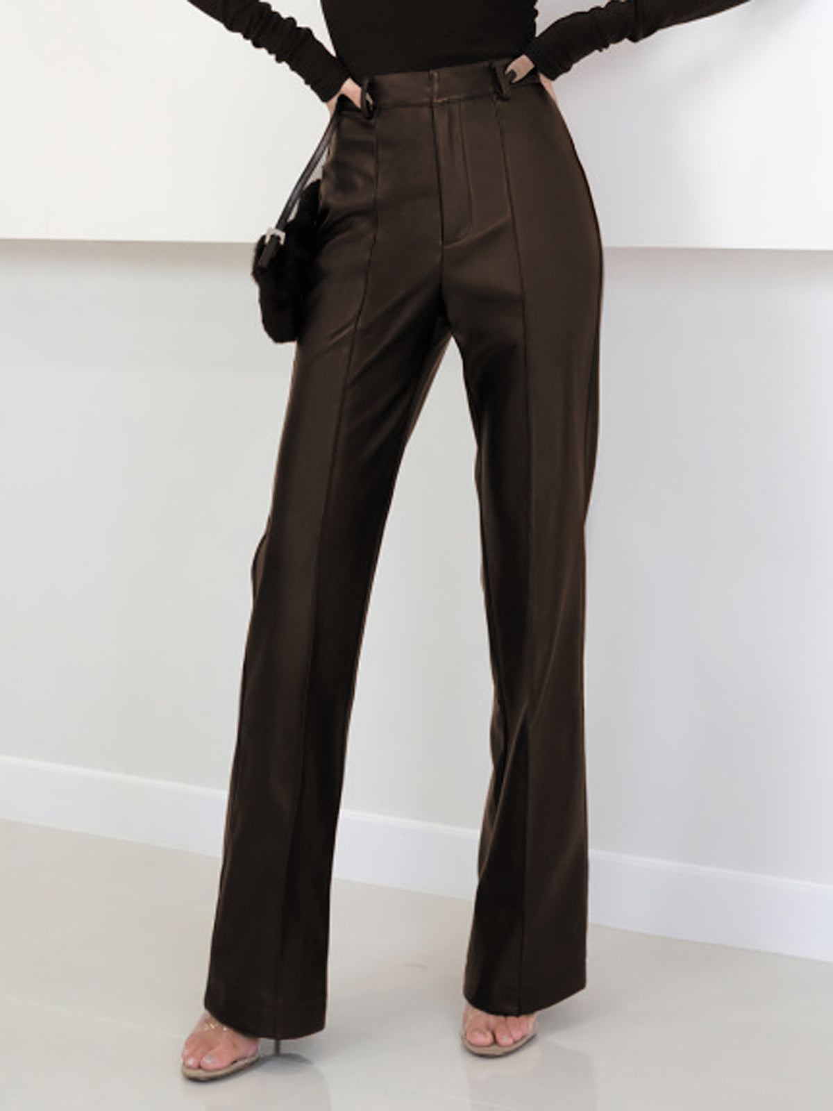 Pantalon Simili Cuir | Taille Haute | Élégant et Moderne | Pour Soirées ou Bureau