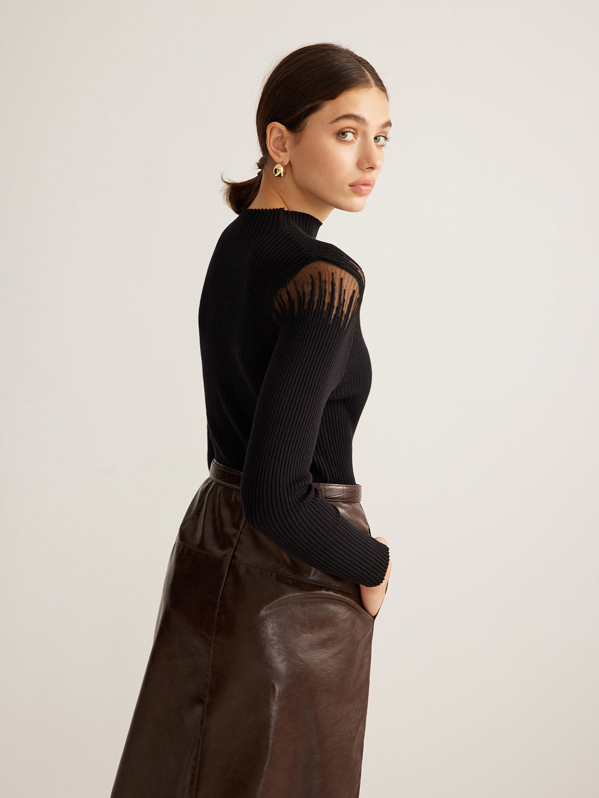 Pull Femme | Détail Transparent | Col Montant | Parfait pour un look élégant d’automne ou de soirée
