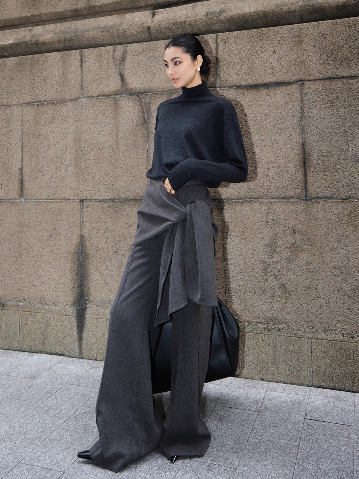 Pantalon Large Femme | Drapé et Élégant | Idéal pour un look de bureau moderne ou une sortie citadine