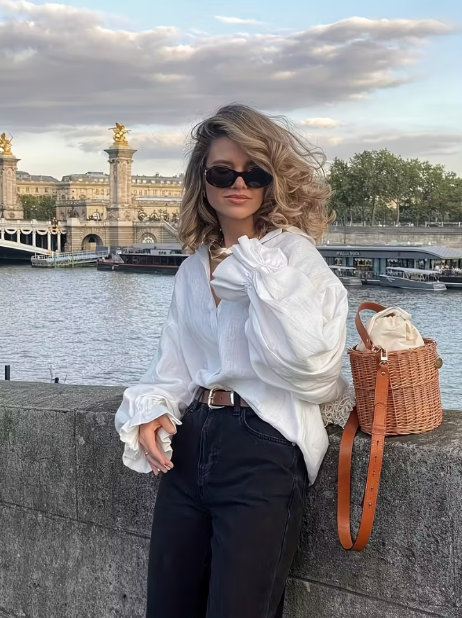 Chemisier Léger Col V | Manches Longues Fronsées | Style Romantique Chic