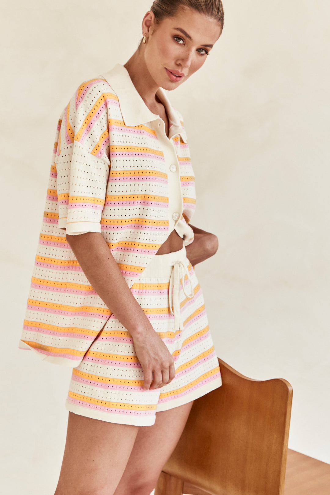 Ensemble Décontracté | Haut Oversize et Short | Maille Respirante Rayée | Parfait pour Été et Détente