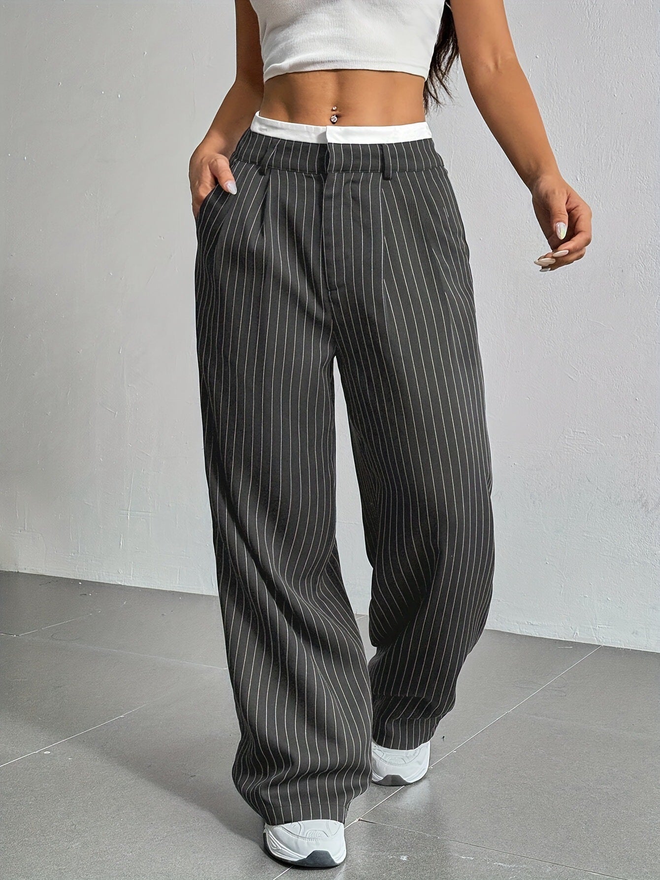 Pantalon | Taille Élastique | Rayures Verticales | Idéal pour un look décontracté et stylé