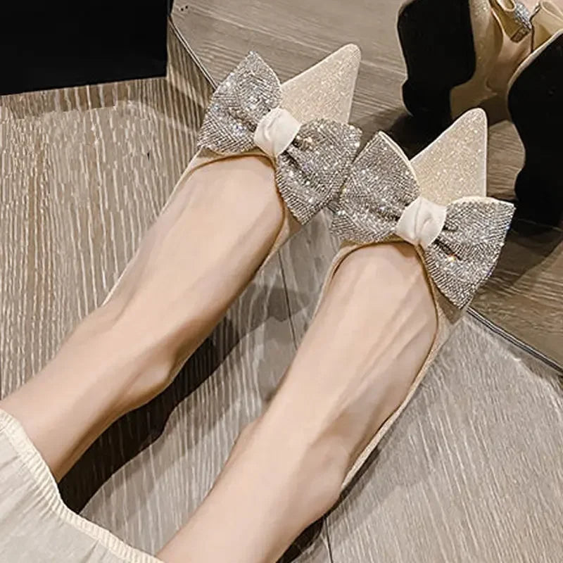 Ballerines Élégantes | Bout Pointu | Détail Nœud Scintillant | Parfaites pour Soirées et Cérémonies