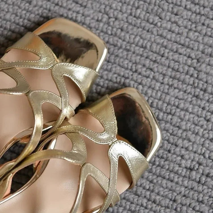 Sandales Élégantes | Talon Fin et Brides Croisées | Idéales pour soirées ou look chic du quotidien