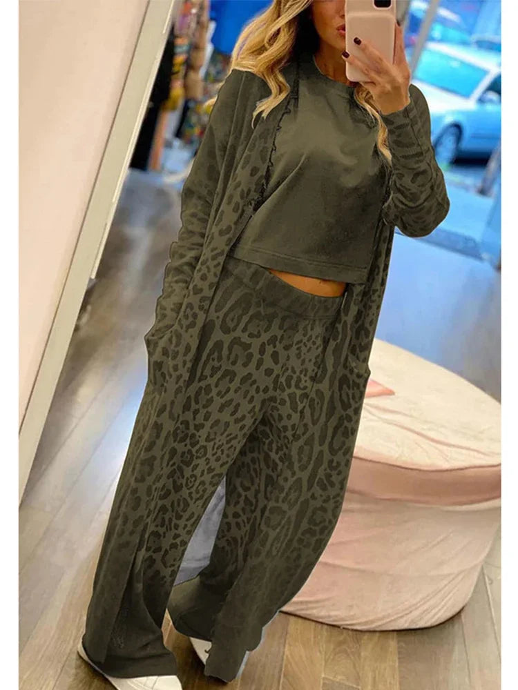 Ensemble Décontracté | Motif Léopard Ton sur Ton | Gilet Long + Pantalon Large + Top | Parfait pour Détente ou Sortie Décontractée