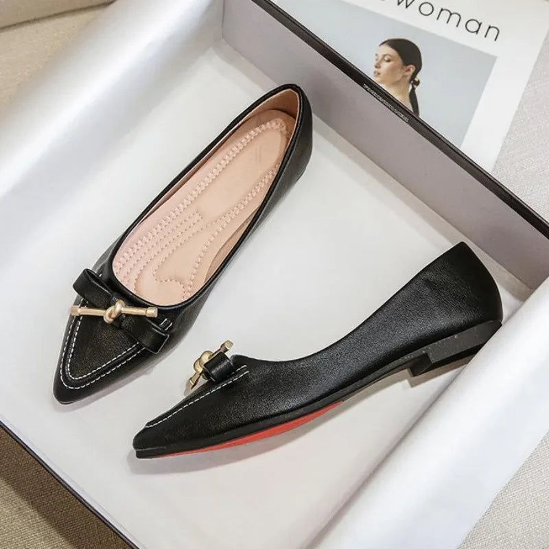 Ballerines Élégantes | Bout Pointu | Nœud et Détail Doré | Idéales pour Bureau et Tenues Chic