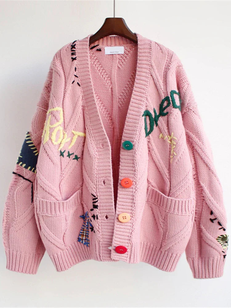 Cardigan Oversize | Brodé et Original | Idéal pour un look casual créatif et confortable