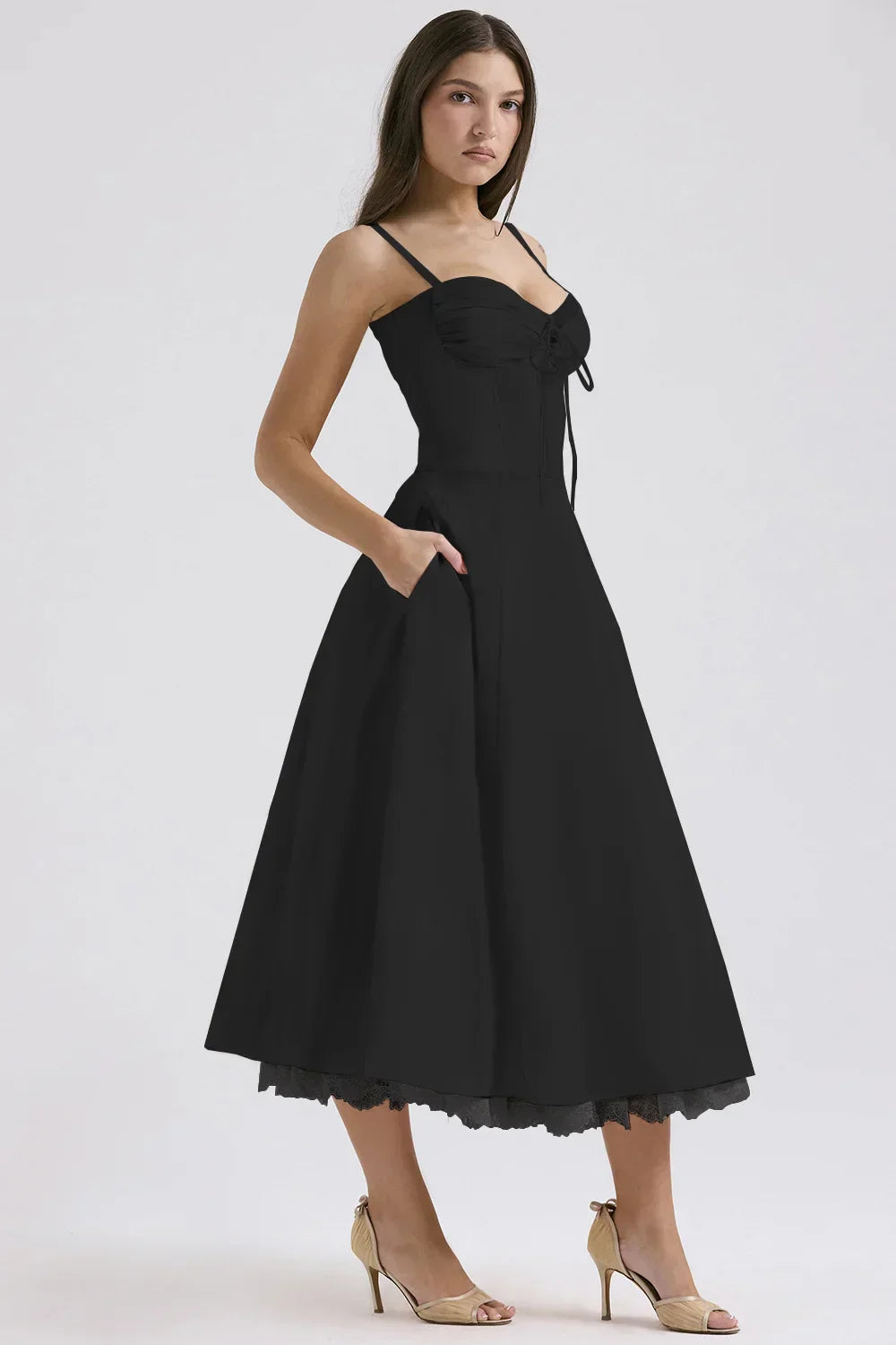 Robe Élégante | Coupe Mi-Longue Structurée | Corsage Cintré | Parfaite pour Soirée ou Dîner Habillé