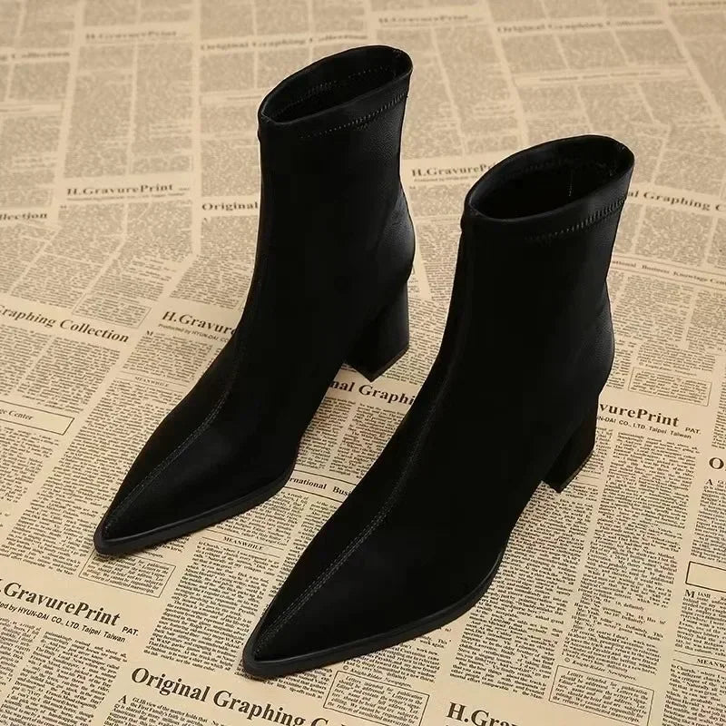 Bottines élégantes | Talon carré stable | Bout pointu | Idéales pour automne ou look urbain