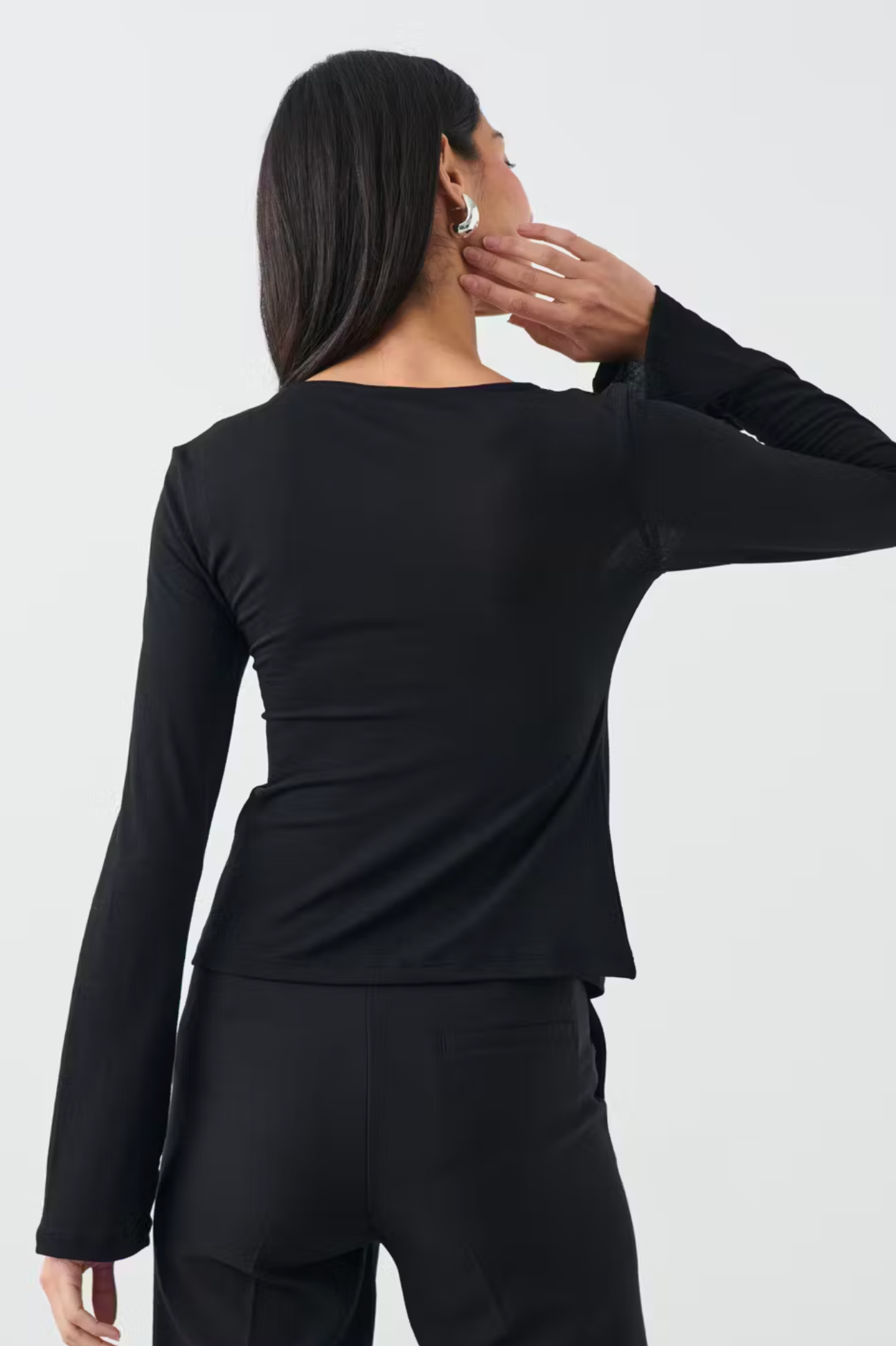 Top Noué | Maille Stretch | Col V | Idéal pour sorties nocturnes