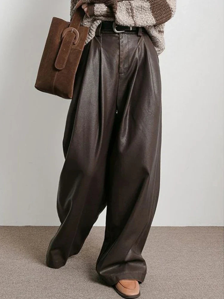 Pantalon Simili-Cuir | Taille Haute & Plis Plats | Idéal pour un look urbain
