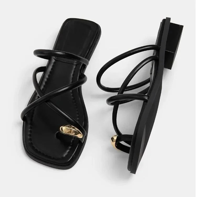 Sandales Élégantes | Lanières Minimalistes et Détail Doré | Idéales pour un look estival raffiné