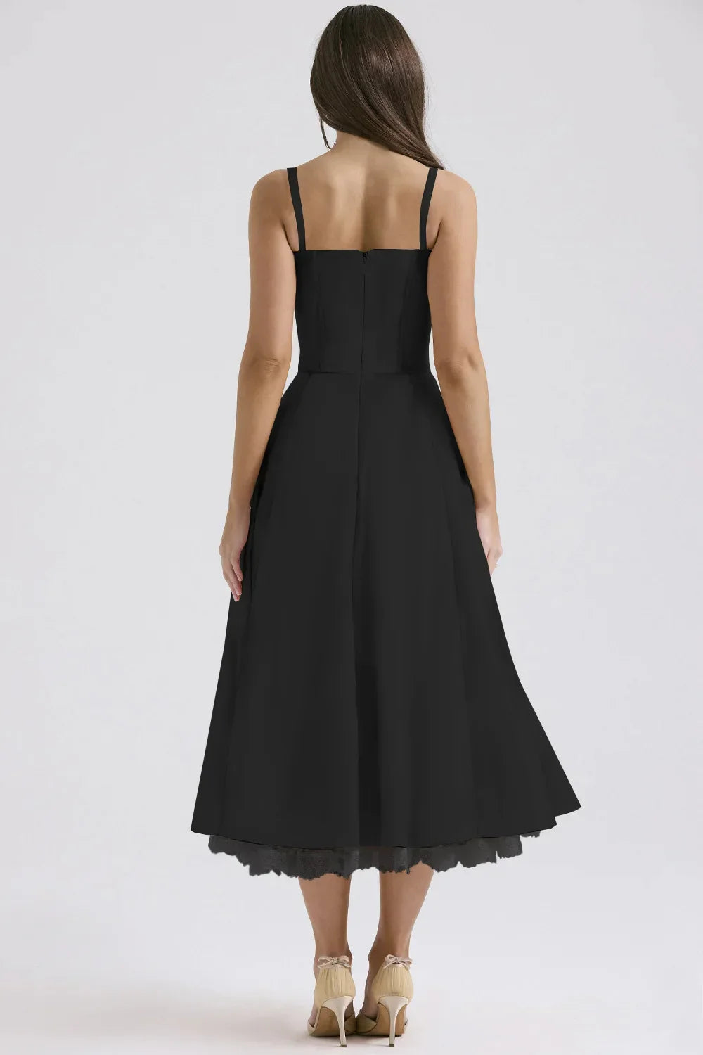 Robe Élégante | Coupe Mi-Longue Structurée | Corsage Cintré | Parfaite pour Soirée ou Dîner Habillé