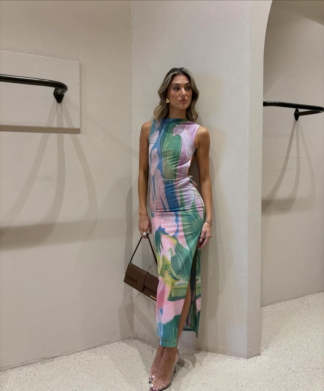 Robe Midi | Imprimé Artistique | Fente Latérale | Idéale pour soirées d’été