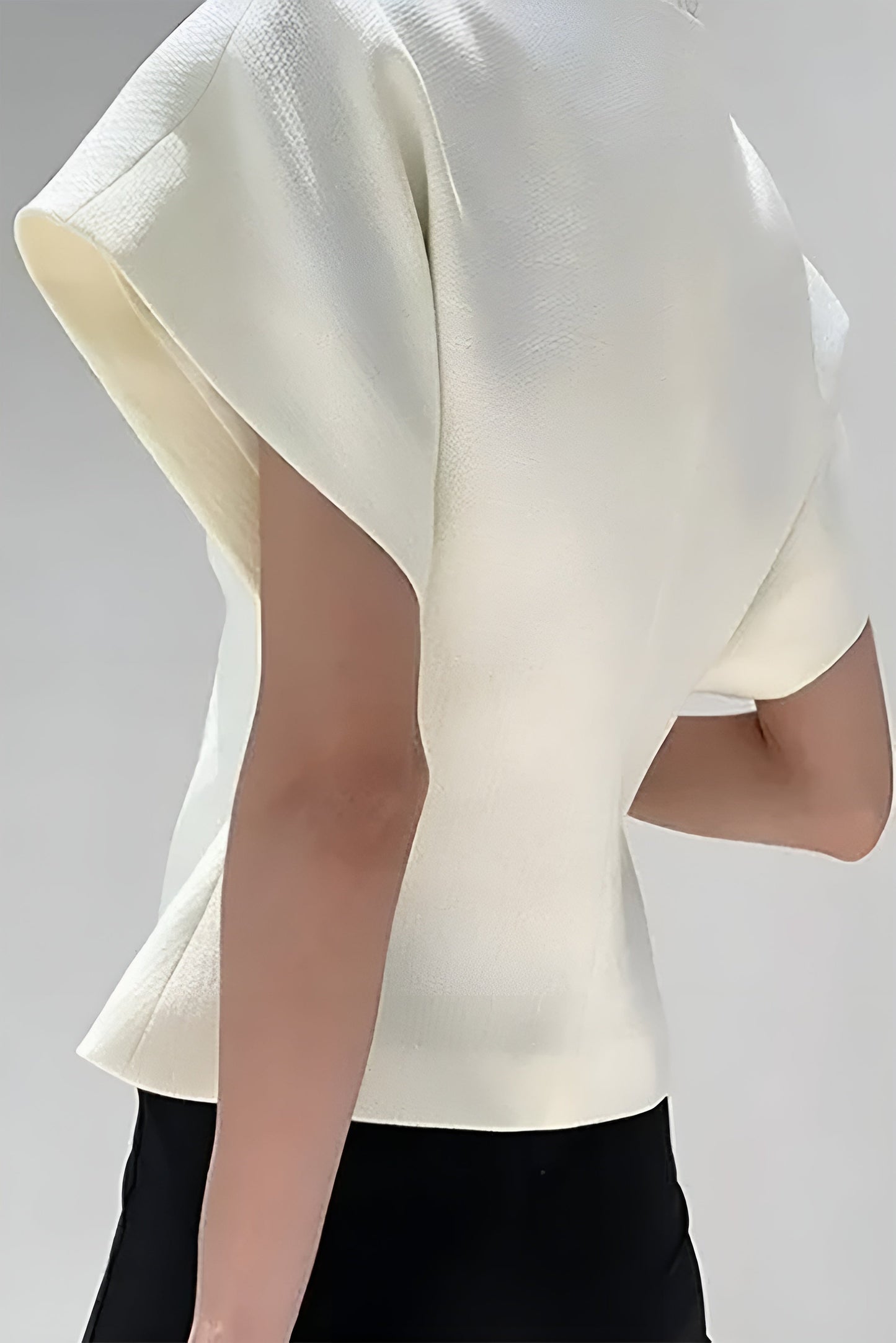 Top Cache-Cœur | Tweed Texturé | Coupe Asymétrique | Parfait pour bureau et déjeuners
