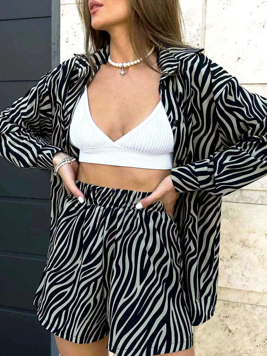 Ensemble Femme | Chemise & Short Coordonnés | Imprimé Zébré | Pour Look Estival et Urbain
