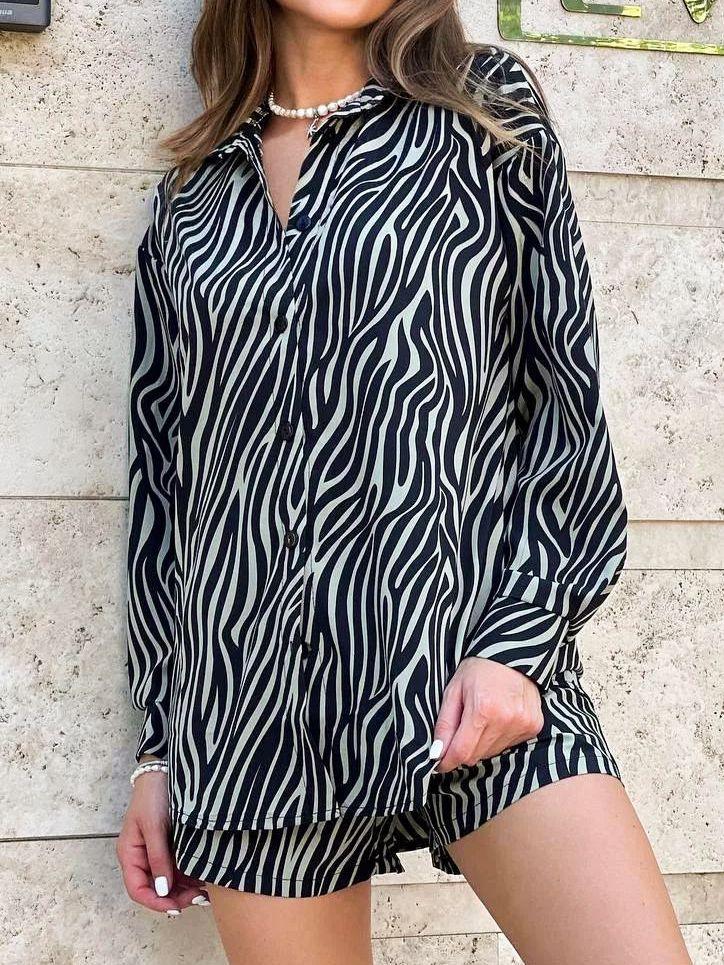 Ensemble Femme | Chemise & Short Coordonnés | Imprimé Zébré | Pour Look Estival et Urbain