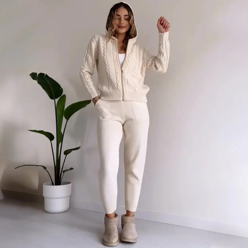 Ensemble 2 Pièces Maille Torsadée | Gilet Capuche Zippé | Pantalon Tricot Confort