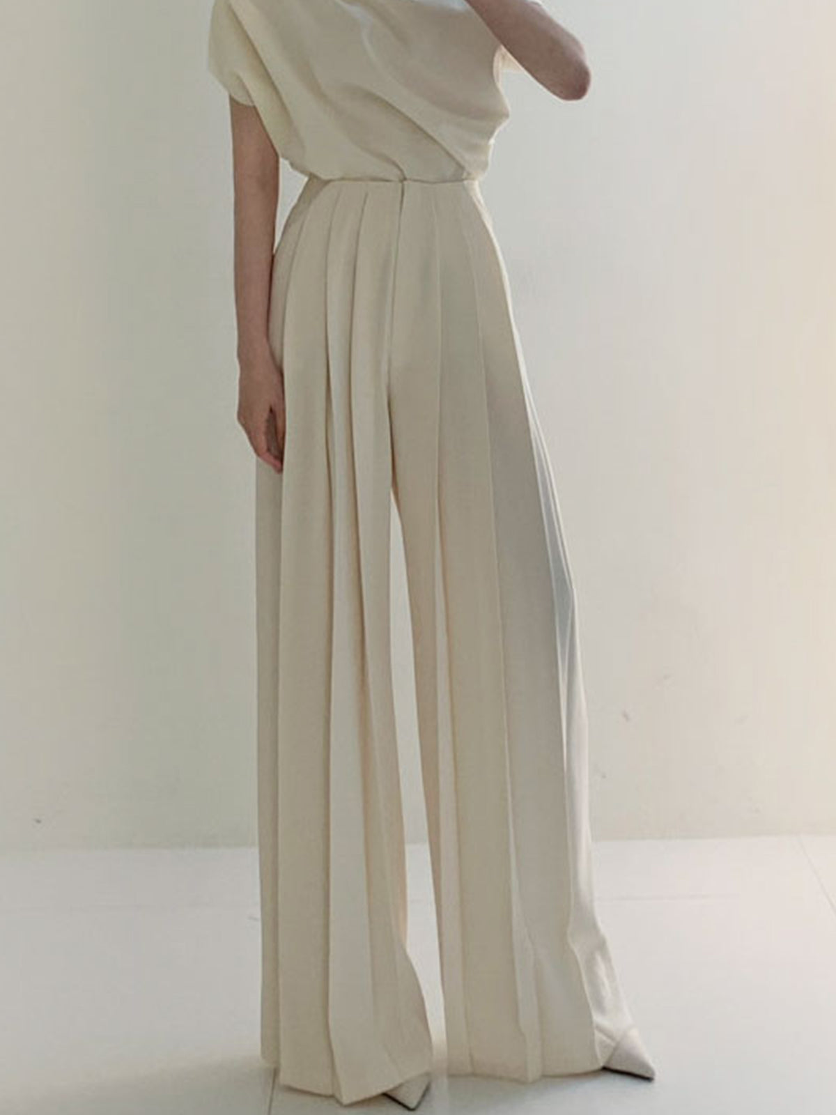 Pantalon Femme | Taille Haute et Fluide | Idéal pour un look de bureau ou élégant au quotidien