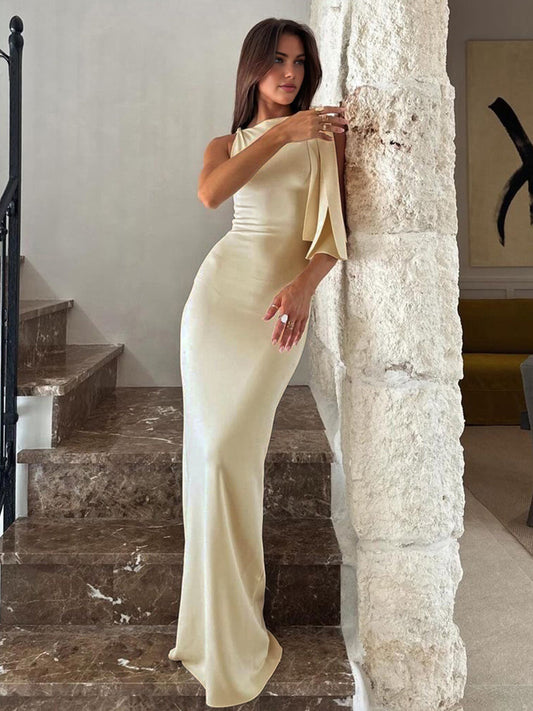 Robe Longue | Asymétrique et Satinée | Idéale pour une soirée ou un événement formel