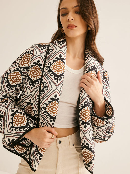 Veste Femme | Imprimée et Tendance | Idéale pour les looks décontractés et les superpositions stylées