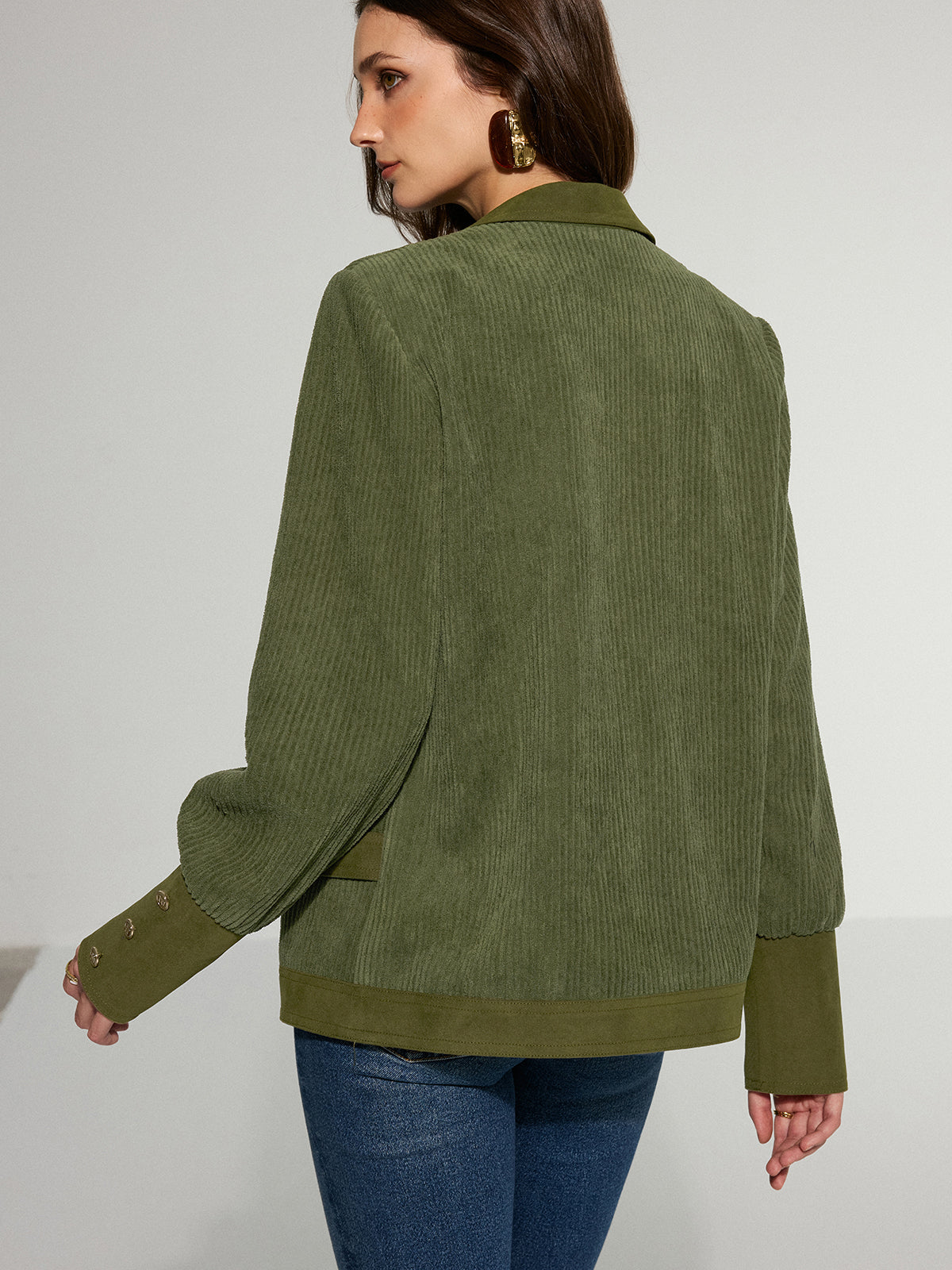 Blazer Femme en Velours Côtelé | Boutons Métalliques & Col Revers Contrasté