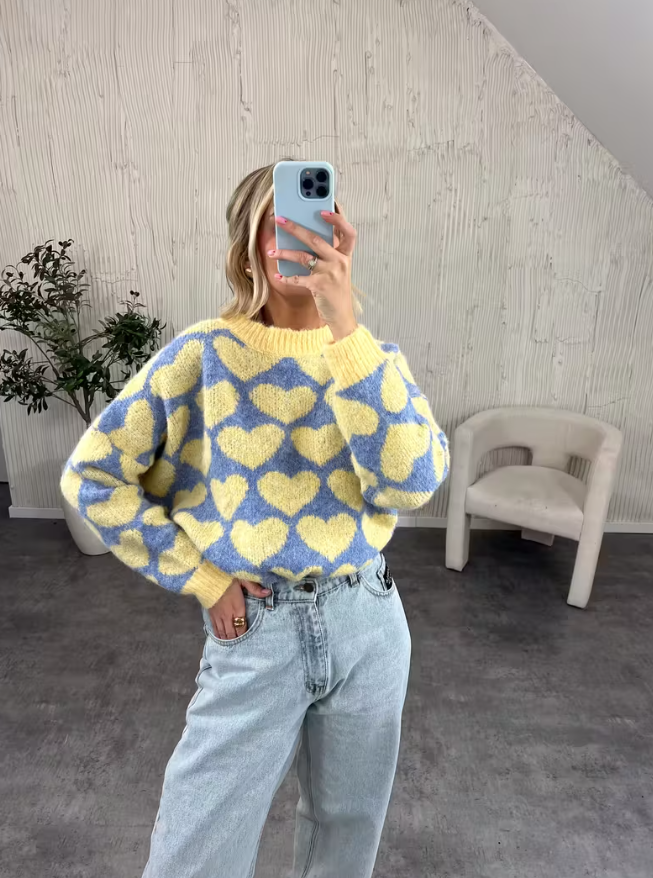 Pull Femme Motif Cœurs | Doux, Tendance & Coupe Ample