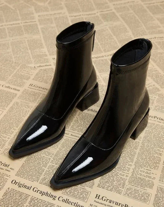 Bottines Pointues | Cuir Verni Brillant | Élégance Urbaine | Sorties Citadines