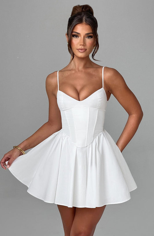 Robe Courte | Corset Structuré et Jupe Fluide | Idéale pour une soirée ou un événement estival