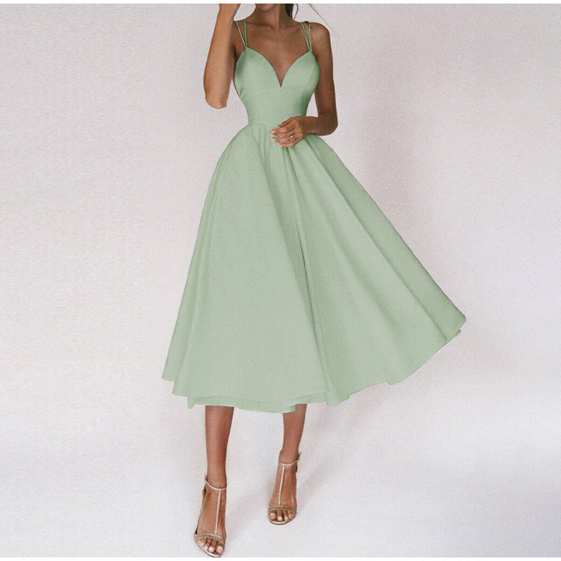 Robe de Soirée Midi Femme | Rouge, Bretelles Fines, Décolleté V | Élégance Festivée