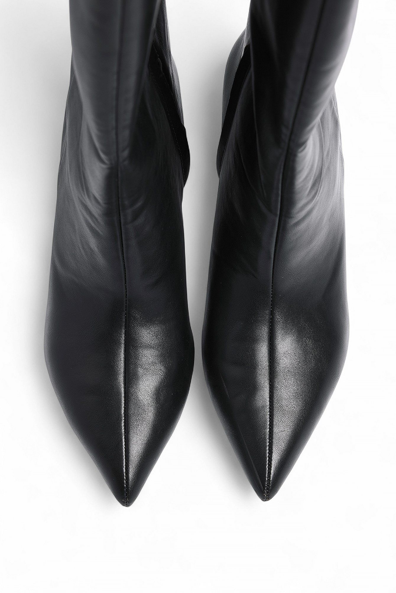 Bottes Hautes | Talon Chaton et Bout Pointu | Idéales pour une élégance intemporelle