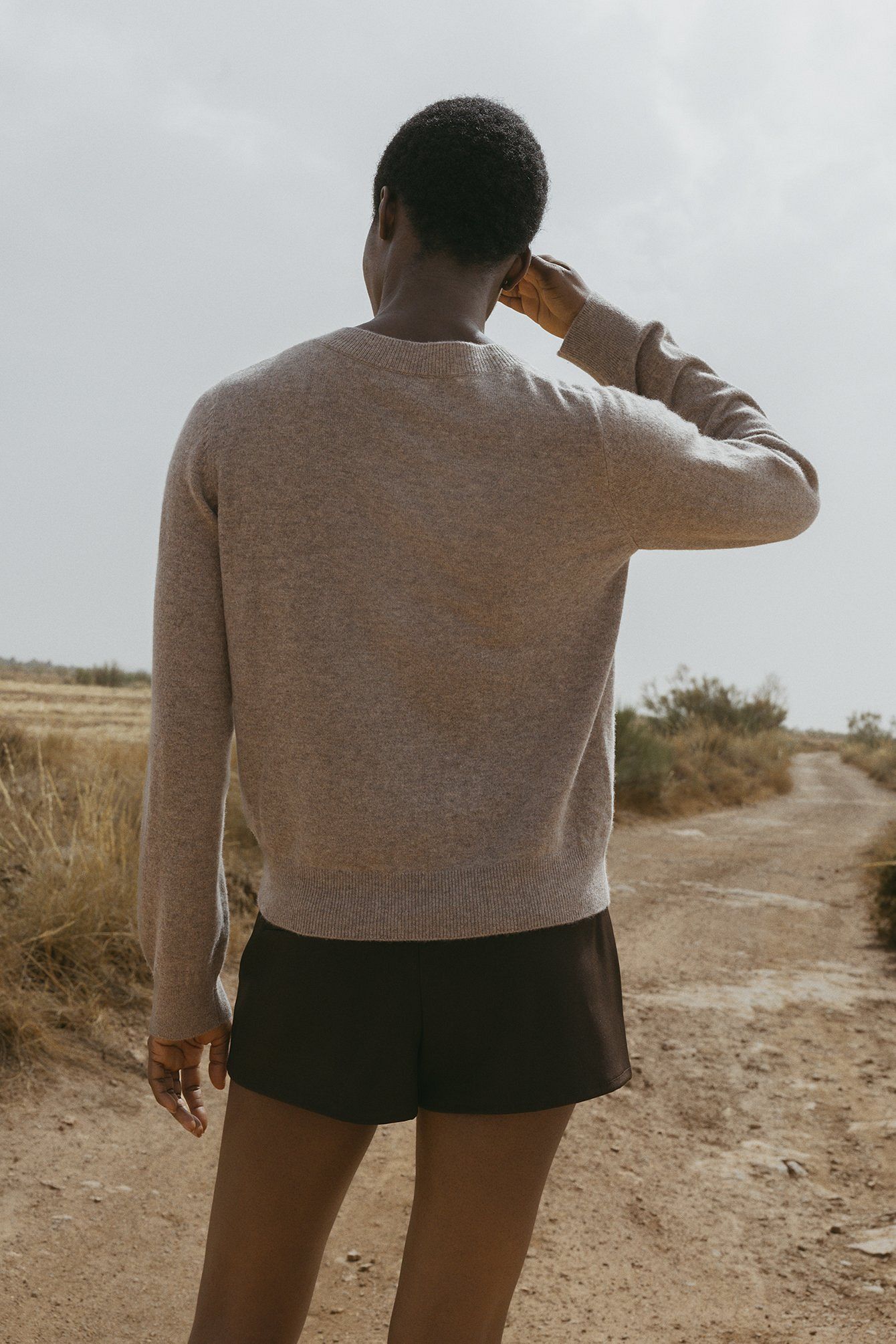 Cardigan Classique en Laine Douce pour Femme | Polyvalence Intemporelle & Confort Léger