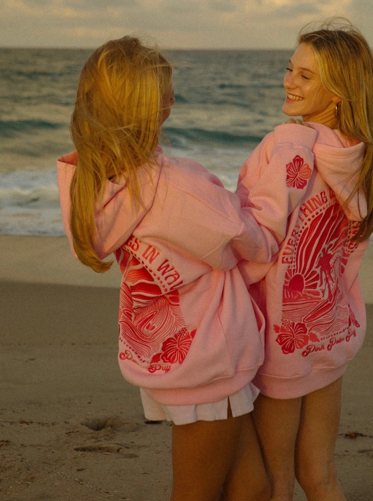 Tropica | Dames Hoodie met Borduurwerk