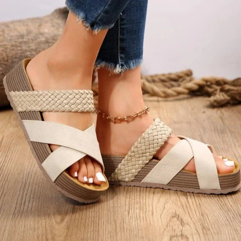 Sandales Plates Croisées | Cuir Synthétique & Tresse | Confort Quotidien | Balades Décontractées
