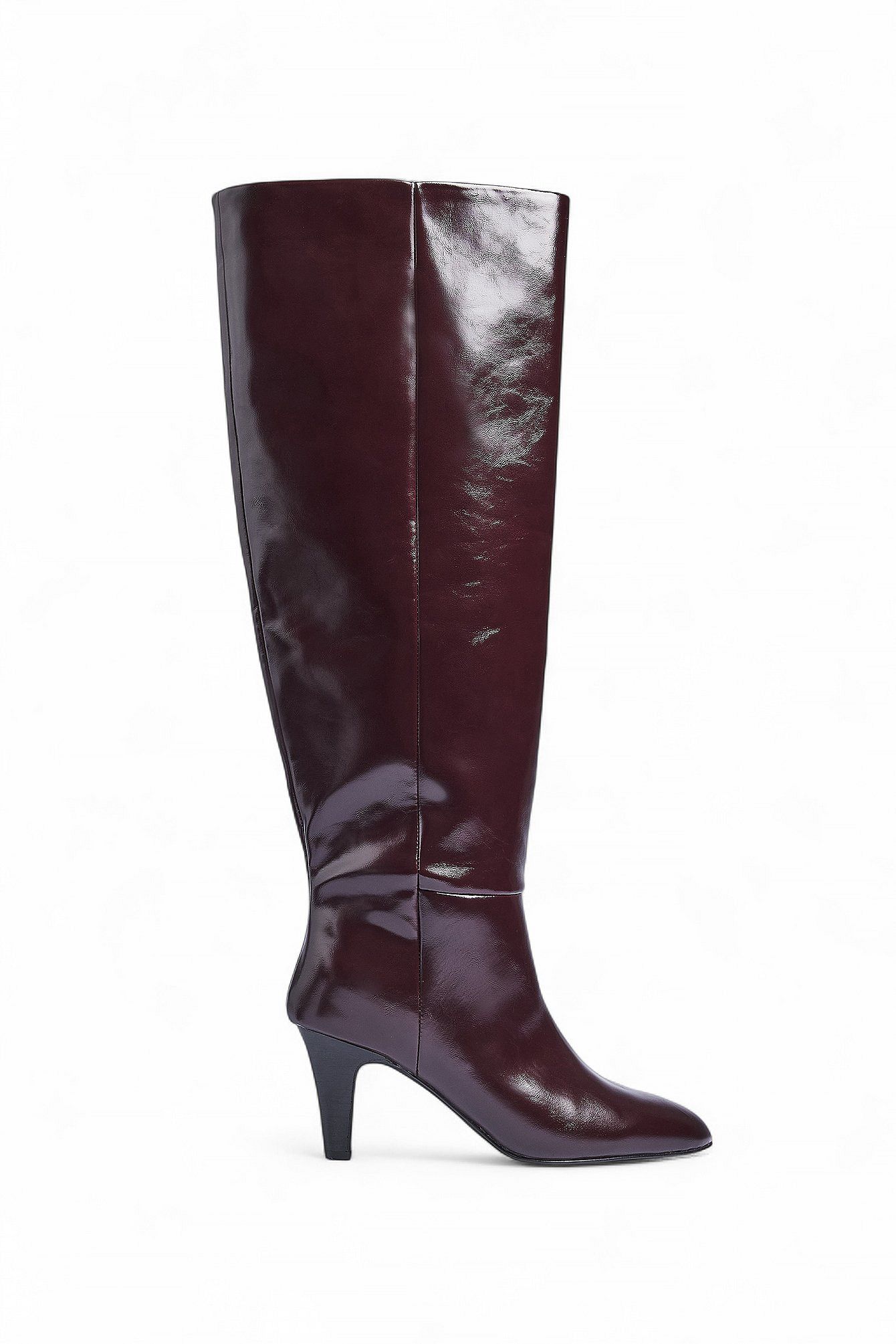 Bottes Montantes Vernies | Bout Pointu et Talon Évasé | Idéales pour une allure audacieuse