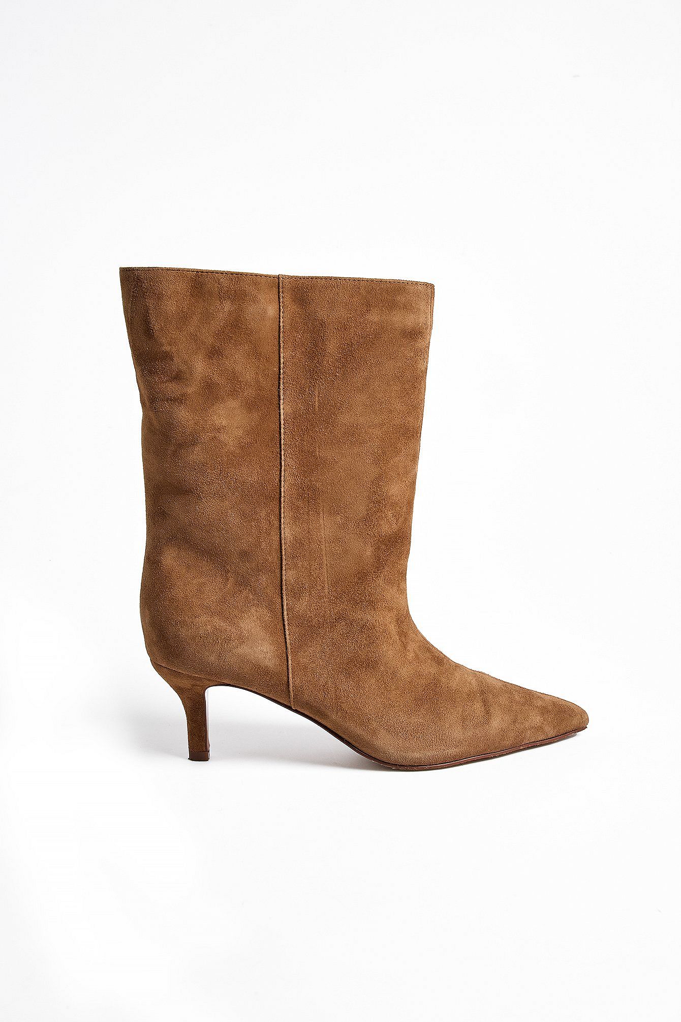 Bottines Western Camel | Daim Chèvre et Talon Chaton | Idéales pour un style bohème chic